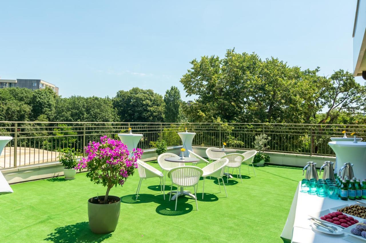 Kristal Hotel Sables d'or Extérieur photo