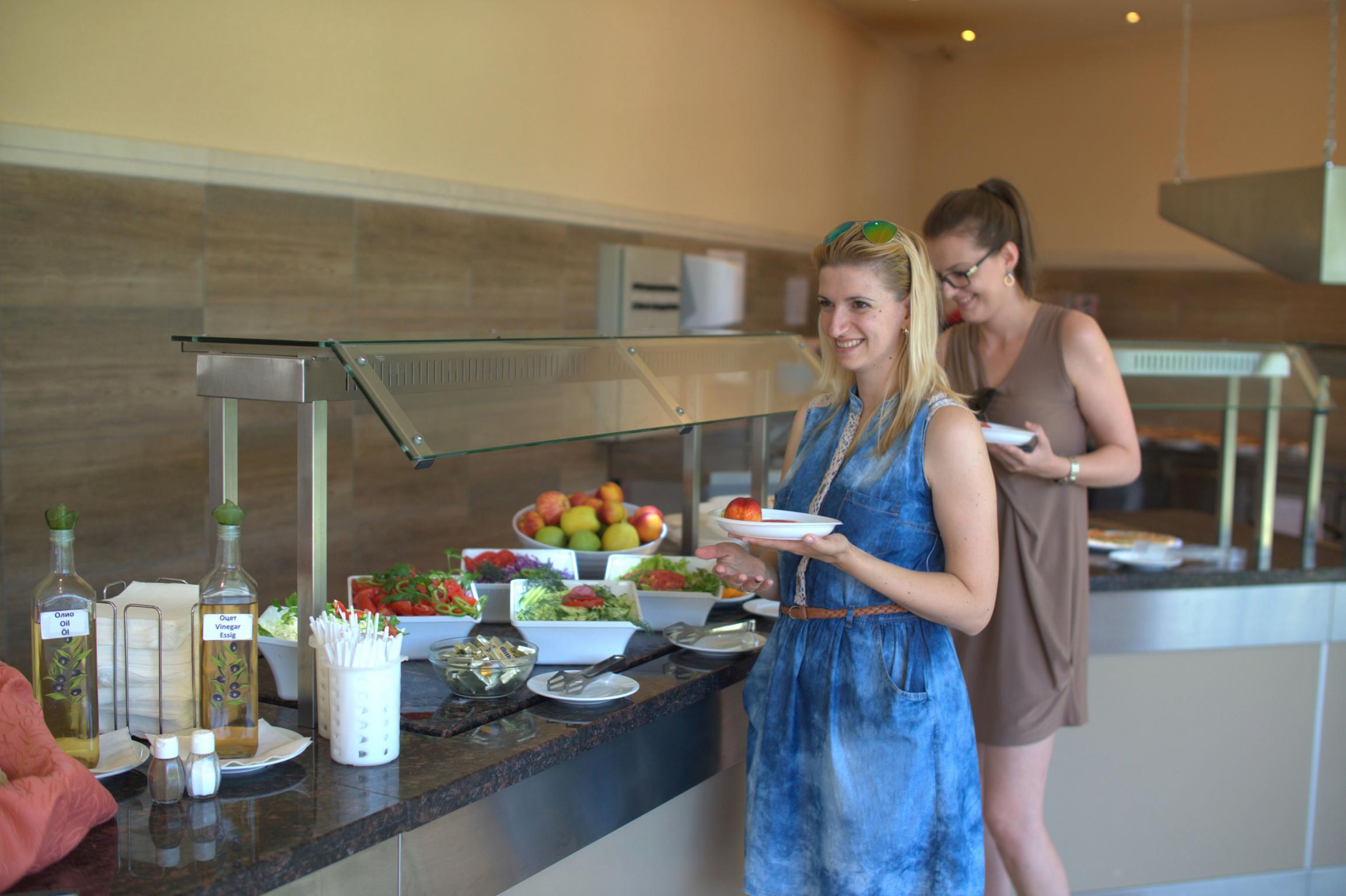 Kristal Hotel Sables d'or Extérieur photo