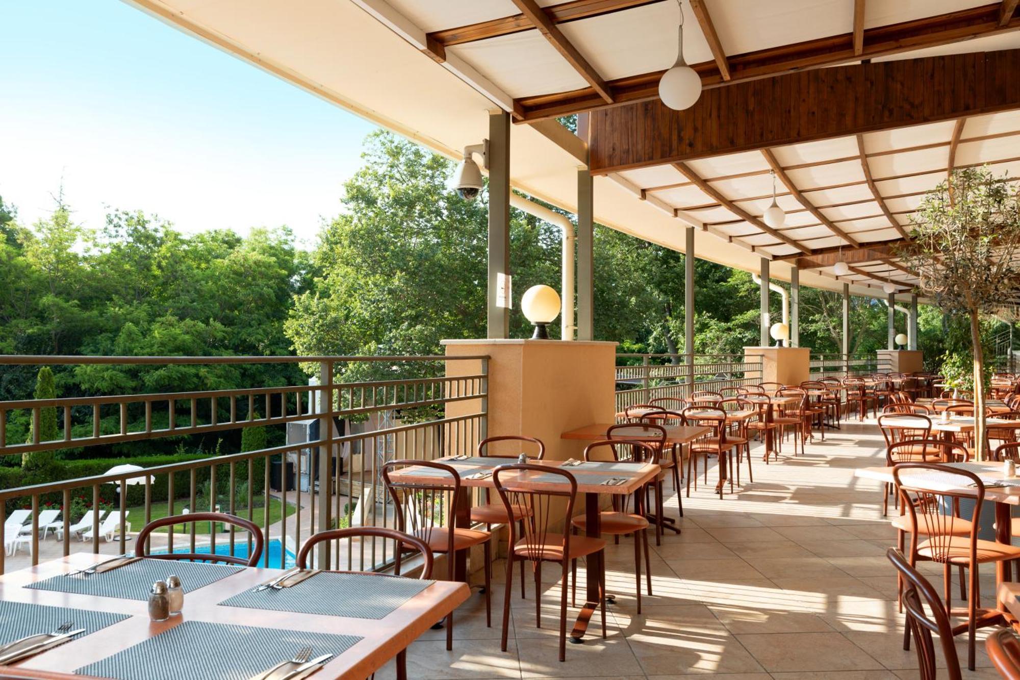 Kristal Hotel Sables d'or Extérieur photo